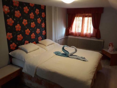 R�zsa Apartman