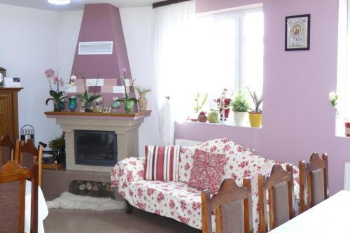 Hostal Pensiunea Cemira Lux