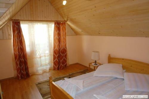 Hostal Pension Crizantema