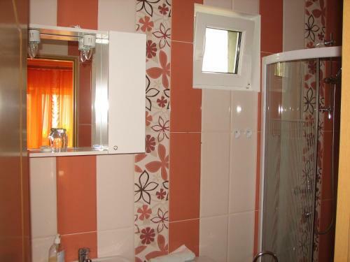 Hostal Pension Crizantema