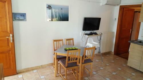 Apartment In Siofok/balaton 31138