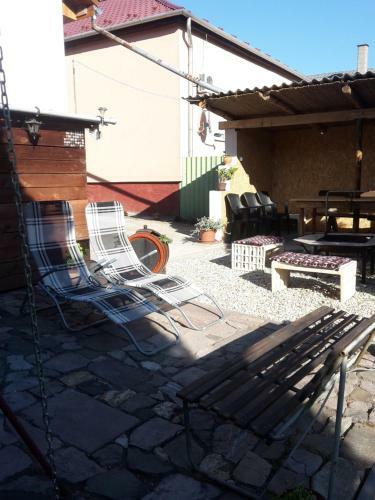 Kaland Vend�gh�z