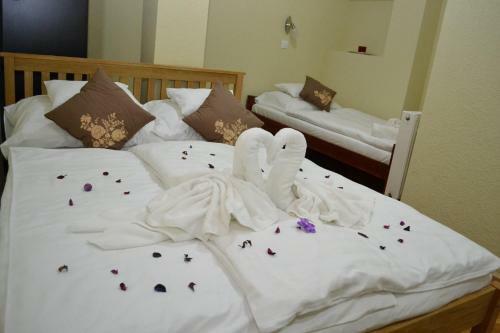 Ez�stfeny? Hotel