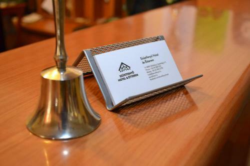 Ez�stfeny? Hotel