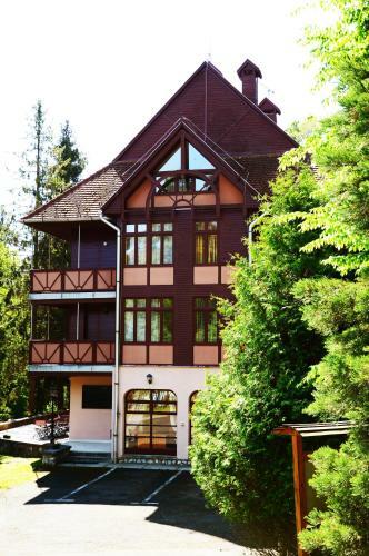 Ez�stfeny? Hotel