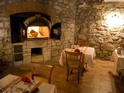 Hostal B�rtfay Udvarh�z