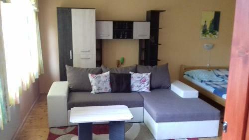 Hostal Fruzsi Vend�gh�z