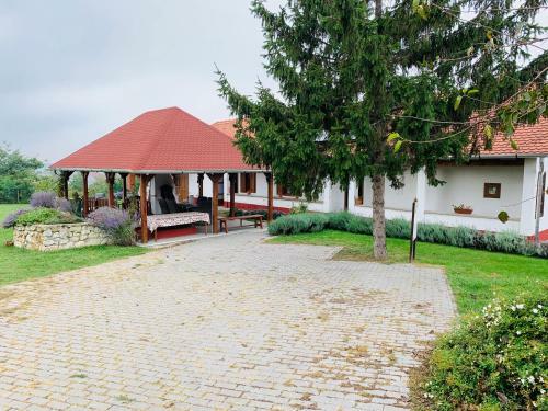 Hostal Katica Vend�gh�z
