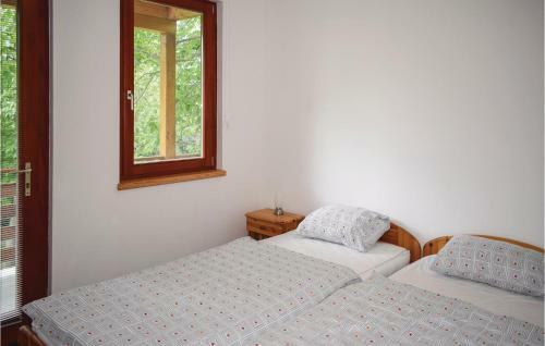 Three-bedroom Holiday Home In Szolad