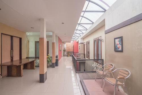 Hostal Reddoorz Syariah Plus @ Banjarbaru 2