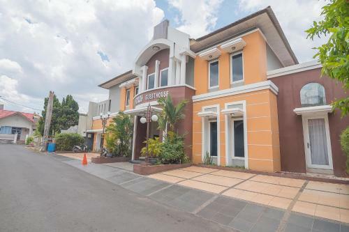 Hostal Reddoorz Syariah Plus @ Banjarbaru 2