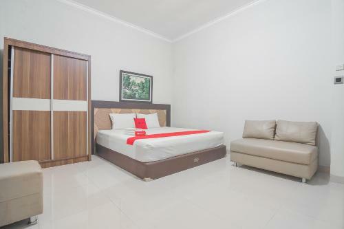 Hostal Reddoorz Syariah Plus @ Banjarbaru 2
