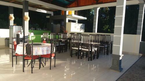 Bajawa-roo Hotel