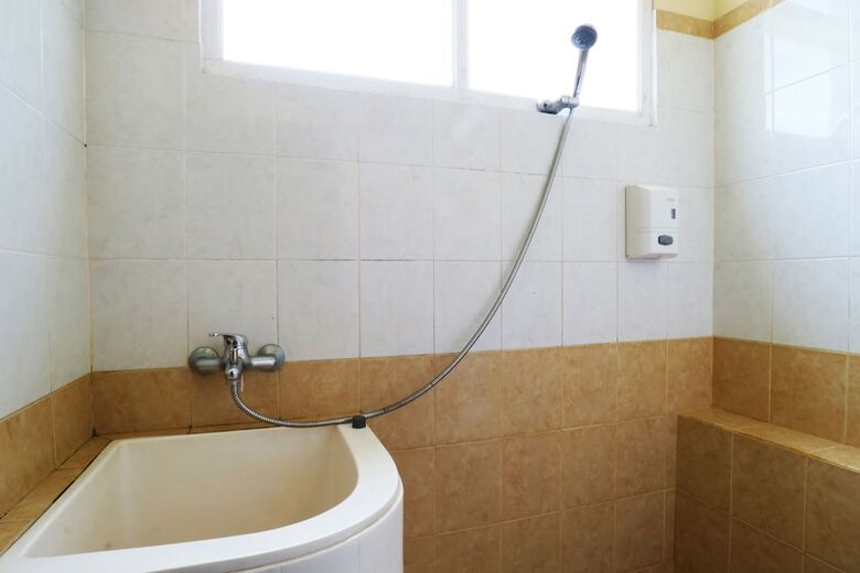 Aries Biru Hotel & Villa