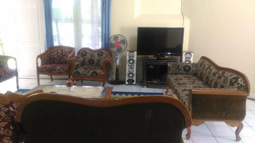 Fame Villa Thai Kota Bunga