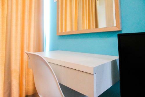 Homey Studio Room Akasa Apartment By Travelio