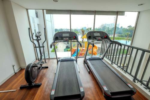 Homey Studio Room Akasa Apartment By Travelio
