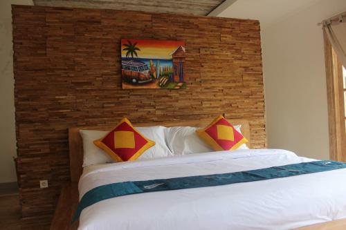 Posada Kedungu Surf Camp