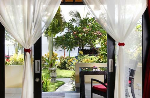 Hotel Teluk Karang Dive & Spa Resort