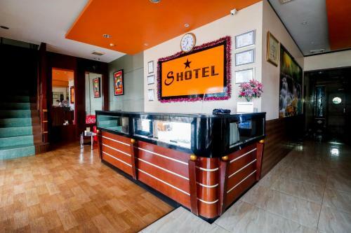 Hotel Reddoorz Plus Near Dc Mall Batam