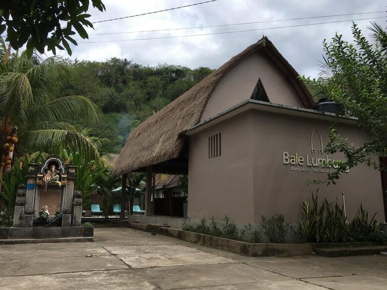Hostal Bale Lumbung Bungalows