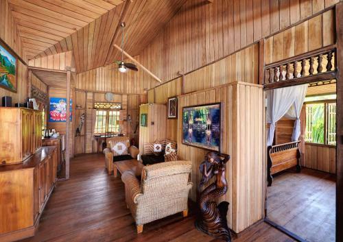 Jasri Bay Hideaway