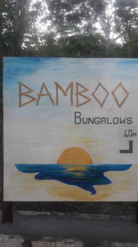 Hostal Bamboo Bungalows