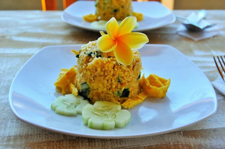Hostal Deva Devi Beach Inn