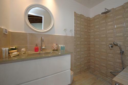 Finestra Suites