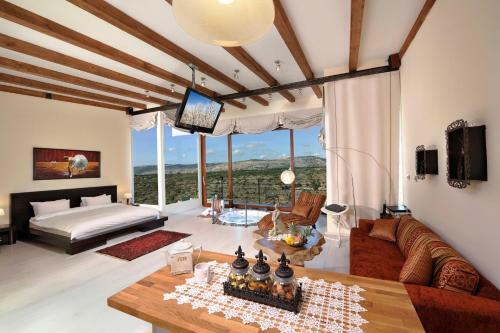 Finestra Suites