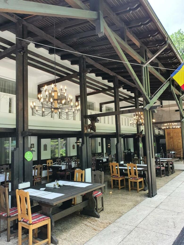 Hotel Cornul Vanatorului