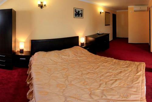 Hostal La Storia Guest House