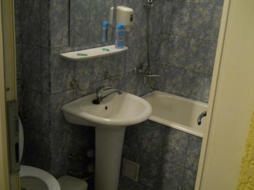 Hostal Pensiunea Cora