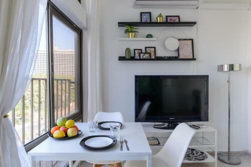 Sea View Apartment