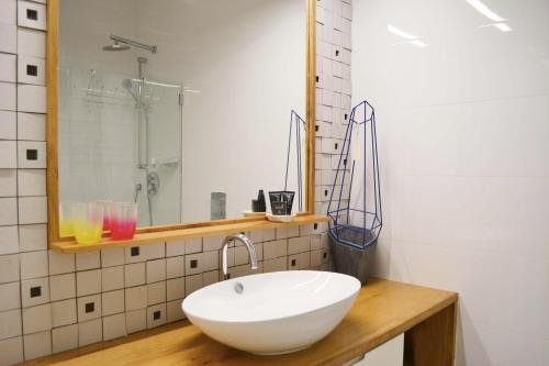 Brand New 2 Bdr Apartment Florentine #tl30