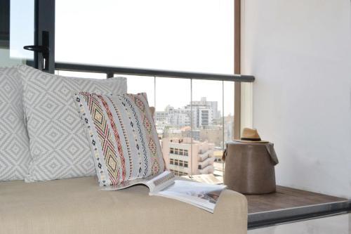 Brand New 2 Bdr Apartment Florentine #tl30