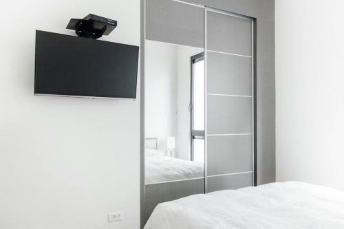 Amazing Sea View - Luxury Apartment & Parking