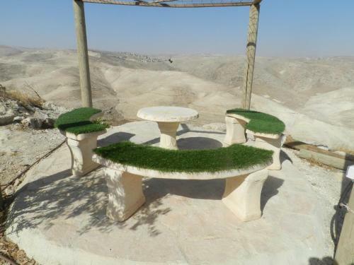 Desert Views Apartment