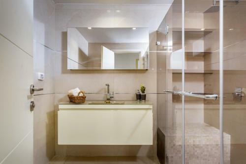 Shouk Mahane Yehouda - Apartment