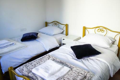 Tzefania Aparthotel