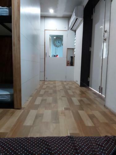 Arya Dormitory Hotel