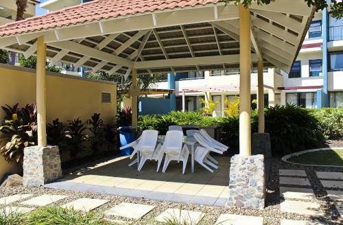 Aparthotel Oaks Seaforth Resort