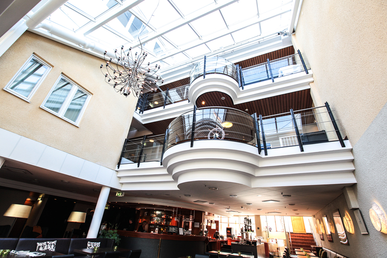 First Hotel Ja