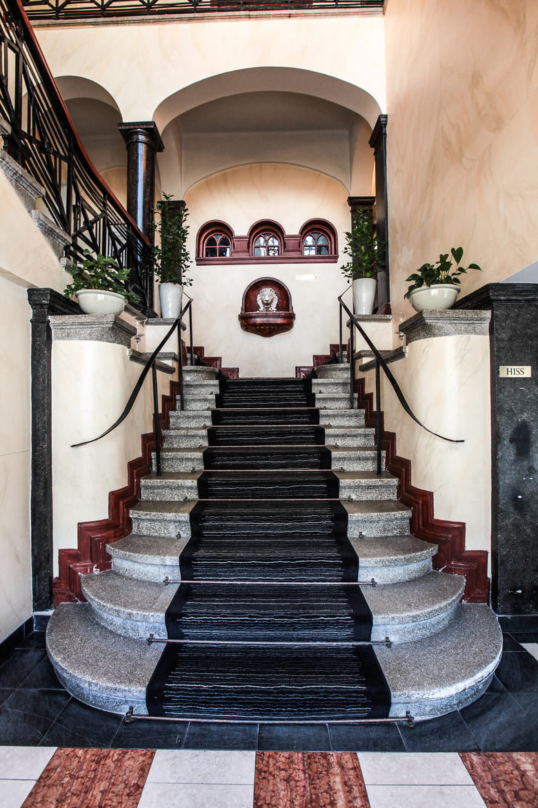 First Hotel Ja