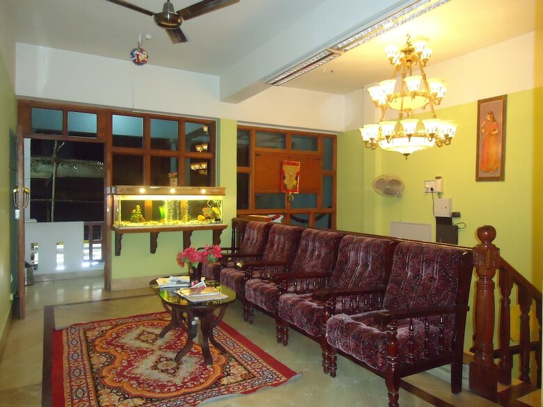 Lodge Arudhra Residency