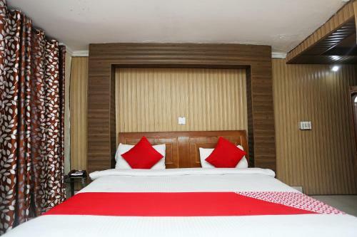 Oyo 9452 Hotel Moonlight