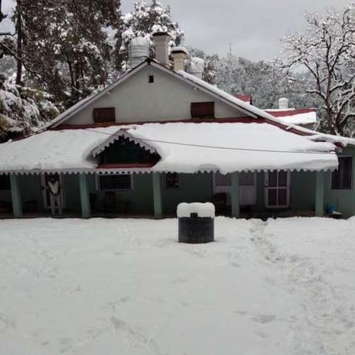 Dingle House