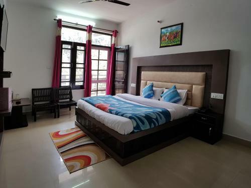 Hotel Satyadev Grand