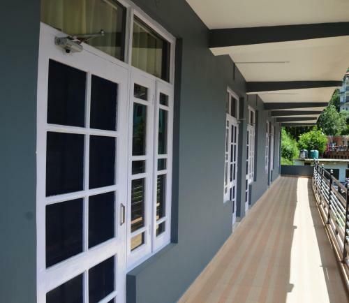 Hotel Satyadev Grand