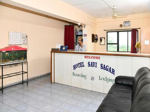 Hotel Spot On 43993 Savi Sagar Boarding & Lodging